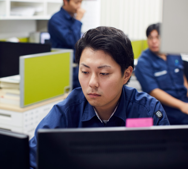 本社 管理課（CAD） 高橋 直輝